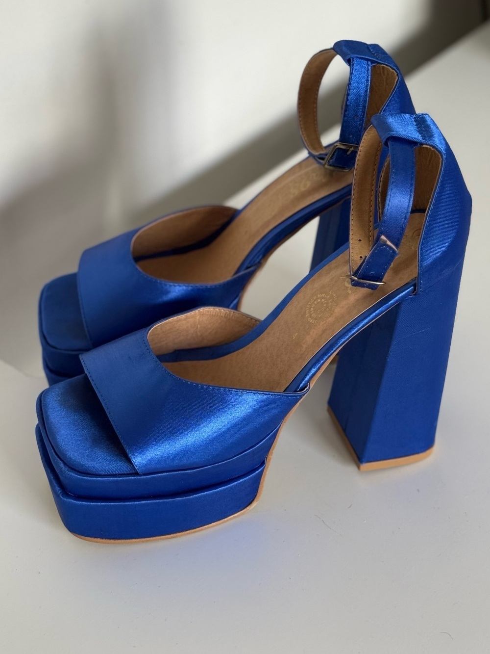 Blue Satin Platform Ankle Strap Heels Woman Size 7 Cocktail Party Basic
